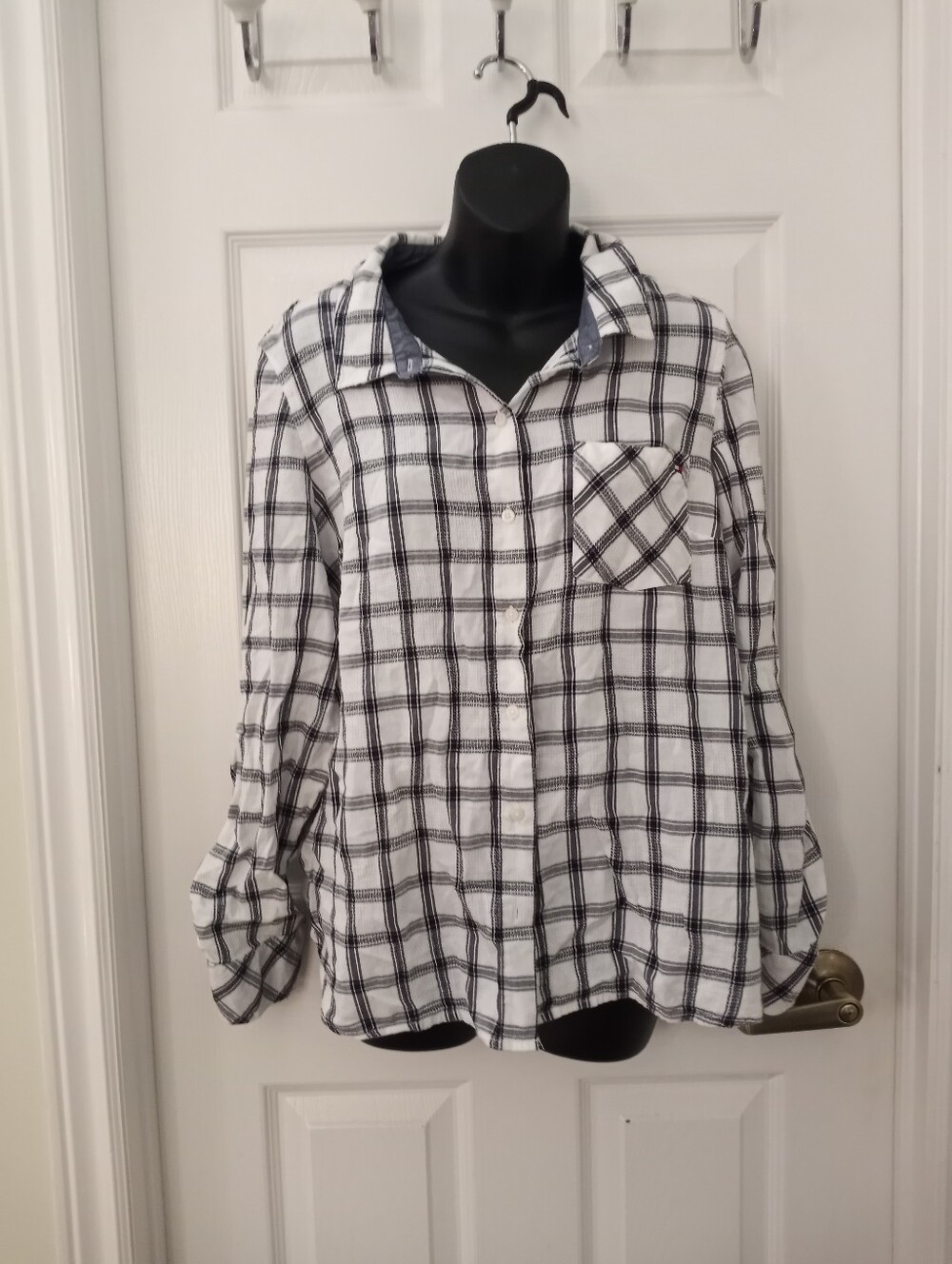 L Tommy Hilfiger White Blue Plaid Button-Down Shirt